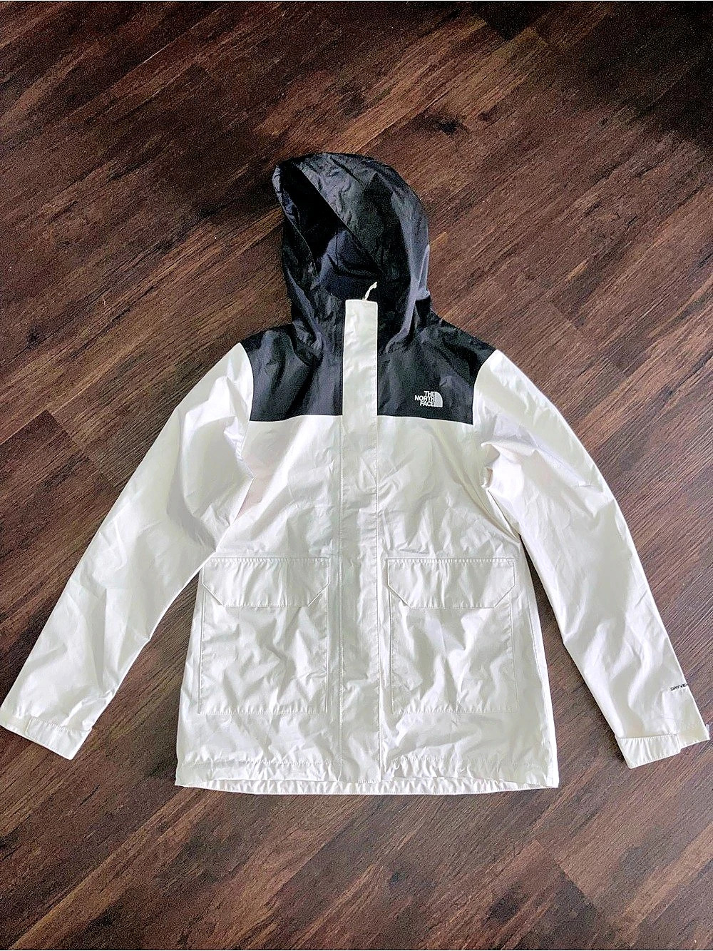 The North Face Color Block Hooded Jacket in White & Black size s